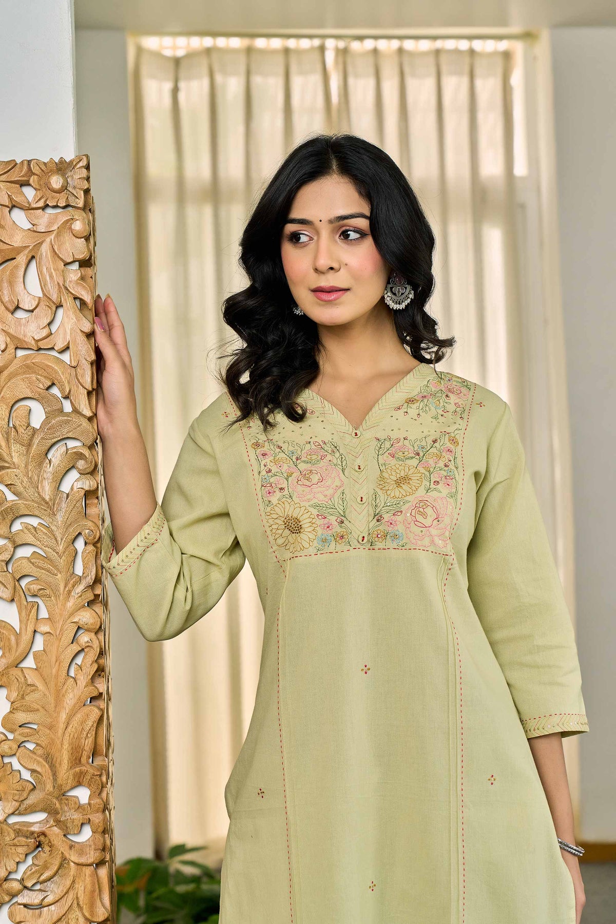 Ruhani Pistachio Green Kurti Set