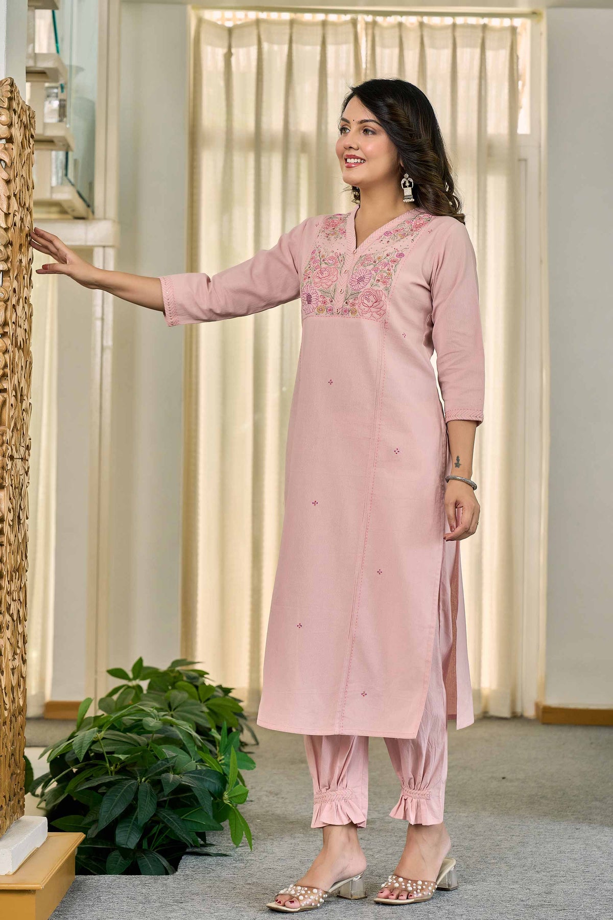 Ruhani Baby Pink Kurti Set