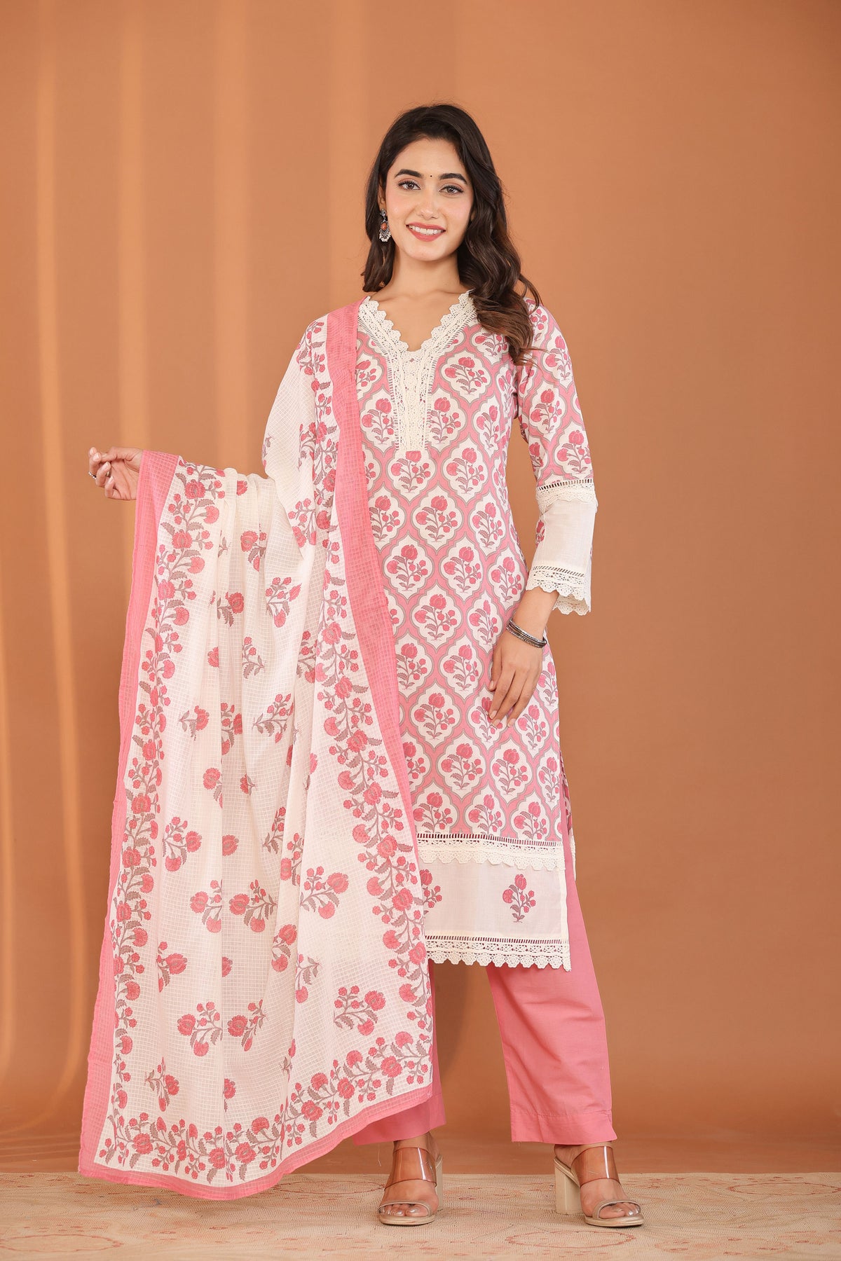 Bermuda Onion Color A-Line Cut Kurti Set Elegant Ethnic Wear